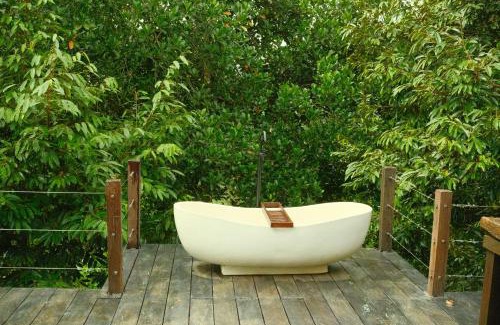 Wongaya Gede House | Luciole Mountain House with Jungle & Volcano Views