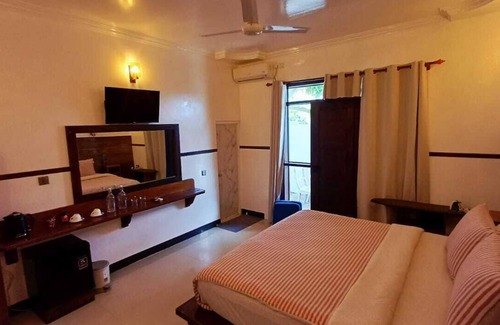 Huraa House | Luk inn at huraa