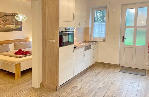 Burg-Kauper Apartment | Lumberjack tree 2 - Lumberjack