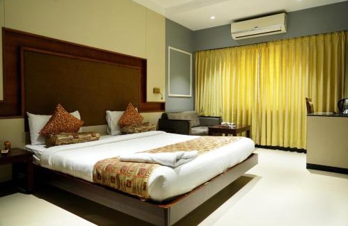 Kalaburagi Hotel | LUMBINIS GRAND HOTEL