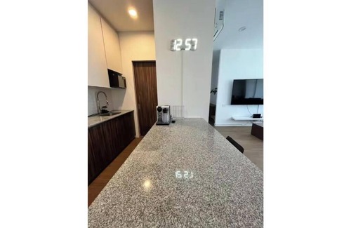 Americana Apartment | Lumina Americana - 2 bedrooms, large balcony, and AC
