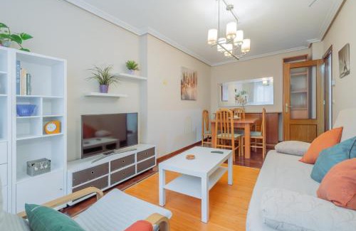 Distrito Sur Apartment | Luminoso y acogedor apartamento en GIJON