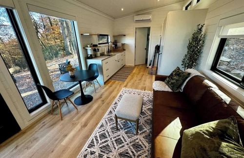 Womelsdorf House | Luna Lookout: Hot Tub, Mountain Views & Fire Pit
