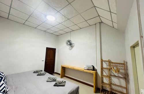 Mok Cham Pae House | Lungwang Guest House