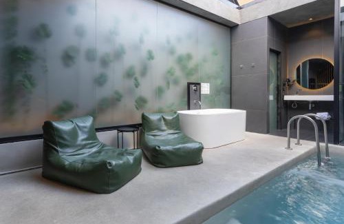 Agua Branca Apartment | Lush Motel Lapa