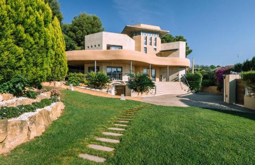 Godella House | Lushville - Luxurious Villa with Pool in Valencia