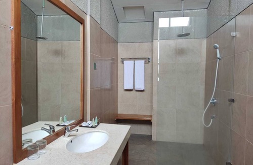 Labuan Bajo Hotel | Luwansa Beach Resort