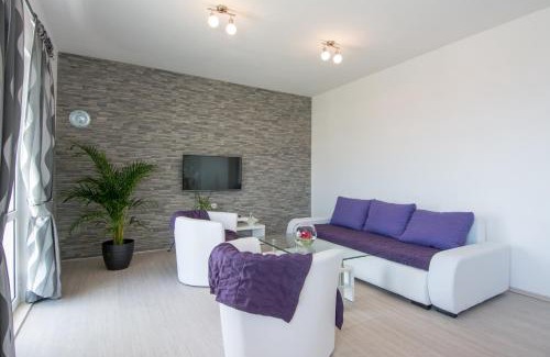 Seget Donji Apartment | Lux apartman s pogledom na more