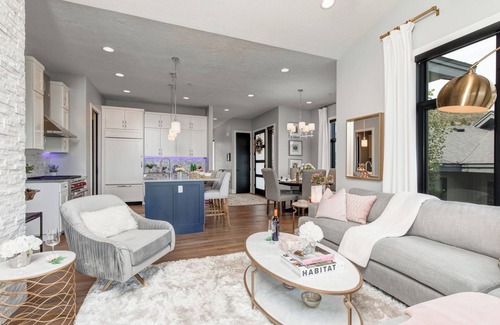Sun Peak House | Lux Townhome w/Hot Tub, Golf & Theater Room! Steps Away from the Frostwood Gondola!