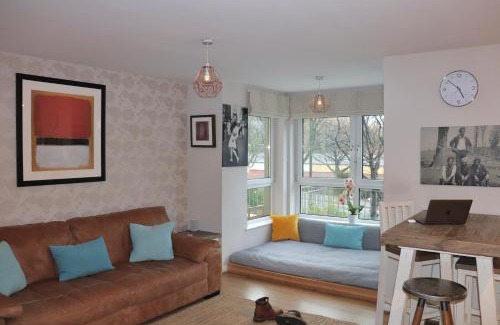 Newhaven Apartment | LuxApartment - Port Of Leith - Free Parking