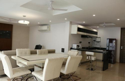 Pilerne Villa | Luxe Loft