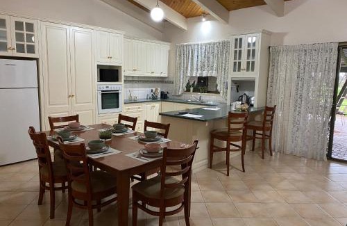 Swan Hill House | Luxe Ranch