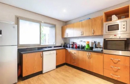 Hivernage Villa | Luxe Retreat Villa: 4 Bedroom Villa on Golf Course. Pet Friendly!