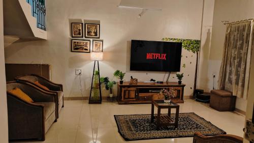 Baner Apartment | Luxebnb 3bhk villa Baner