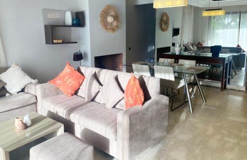 Ouahat Sidi Brahim Apartment | Luxueuse Appart Vizir 106