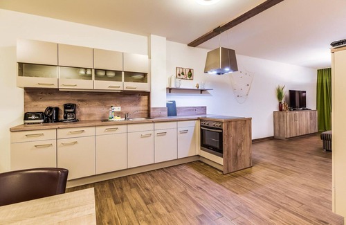 Grossposna Apartment | Luxuriöse Ferienwohnung am Störmthaler See