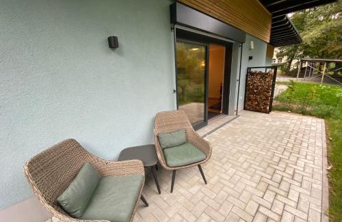 Amtsberg House | Luxuriöses Ferienapartment A2 mit umzäunten Garten, 55qm