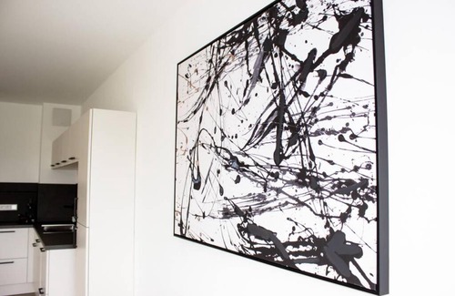 Binsenschlauch Apartment | Luxuriöses Neubau-Apartment mit e-Lade Parkplatz