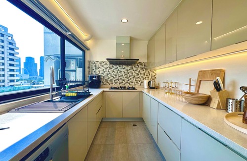 Nana Apartment | Luxurious 3 Bedrooms - 70sqm2 Terrace in the heart of the city