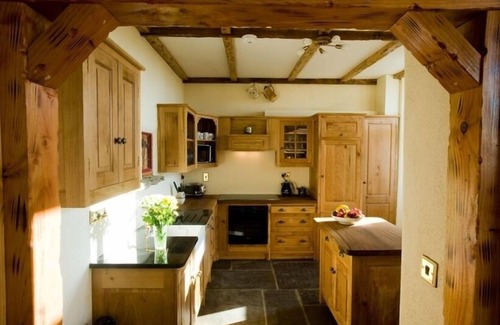 Gort House | Luxurious 18th Century Historic School House