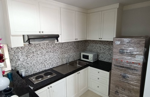 Nonthaburi Apartment | Luxurious 2 Bedroom condo next to MRT