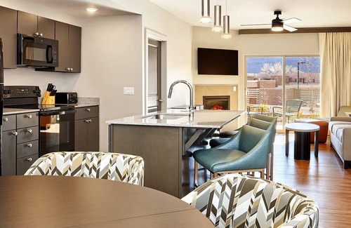 Moab Condo | Luxurious 2-bedroom condo with pool, fitness room, WiFi in Magical Moab