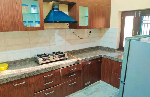 Vaishali Nagar Apartment | Luxurious 3 BHK Independent Urban Retreat Homestay