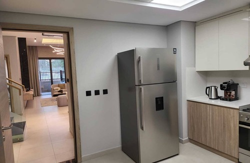 Mirdif Apartment | Luxurious 4BHK duplex suite for short stay