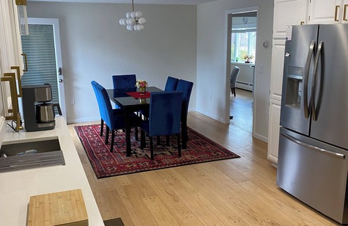 Hamden House | Luxurious and Spacious Family Home In Quiet and Pristine Area of Hamden