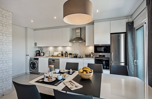 Conceicao e Cabanas de Tavira Apartment | Luxurious Apartment with Private Terrace & Jacuzzi