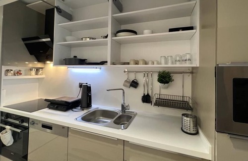 Kucukcekmece Apartment | Luxurious appartment near ataturk airport