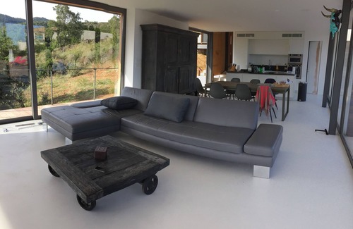 Tarcu Villa | LUXURIOUS ARCHITECT VILLA 210 M2. 180 ° SEA AND MOUNTAIN VIEW IN TARCO