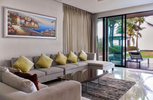 Chakphong Villa | Luxurious Beachfront Pool Villa Experience, Rayong