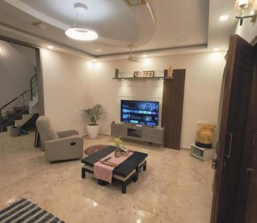 Auroville Villa | Luxurious Farm House - Auroville, Edayanchavadi