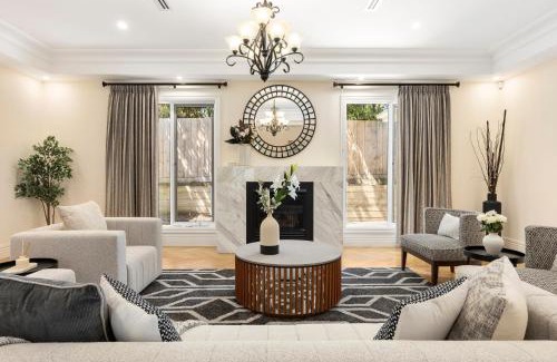 Mount Waverley House | Luxurious French Provincial Home in Mt Waverley