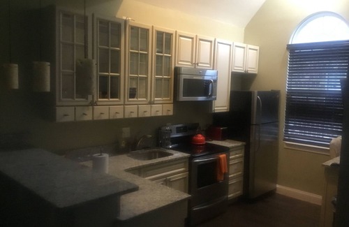 Upper Marlboro House | Luxurious guest house on Private Estate 15 min to DCn1 mil to Equestrian Center