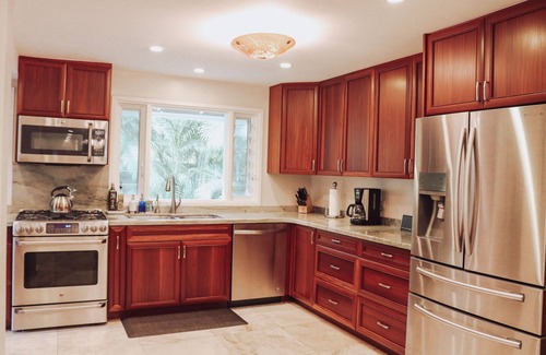 Portlock Villa | Luxurious Hawaiian Villa Oasis