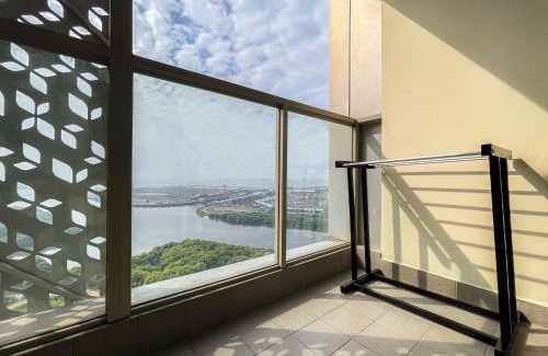 Pantai Indah Kapuk Apartment | Luxurious La Luna at Gold Coast Sea View