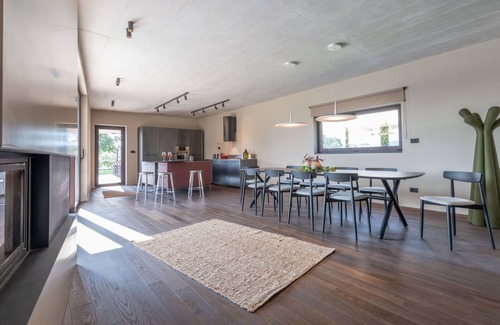 Banjole Villa | Luxurious pool villa, 5 minutes walk from the beach