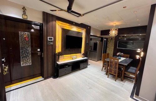 Belapur Apartment | Luxurious Sea-view 3 BHK Service Apartment In CBD Belapur. Roy Bari, Satya Stays