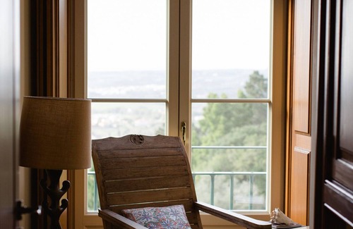 Sintra Cottage | Luxurious Villa with pool, ocean views and seclusion