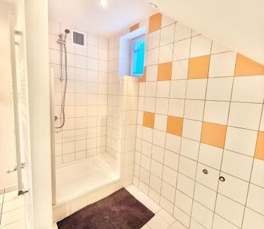 Wahring Apartment | Luxury 130 m2 Apartment with Garden