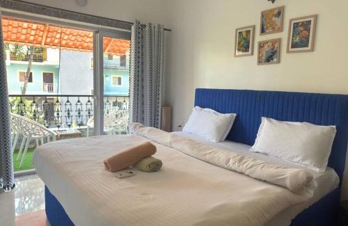Saunta Vaddo Apartment | Luxury 1bhk with Bathtub Pool near Calangute Baga Beach