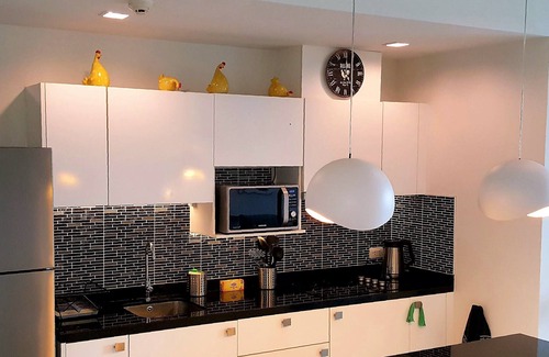 Nong Kae Apartment | Luxury 2 bed apartment - Golf Course, Pool, and partial sea views.