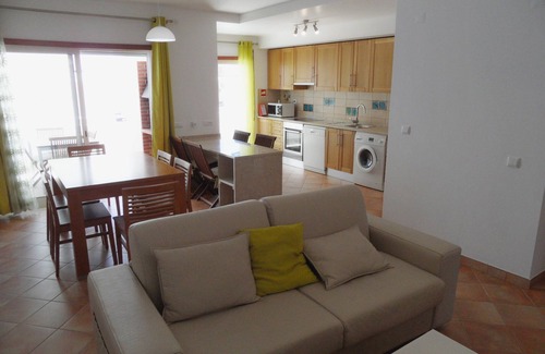 Santa Luzia Apartment | Luxury 2-Bedrooms Apartment, Air Conditioning, In/Out Pool, BBQ, Wifi, Parking