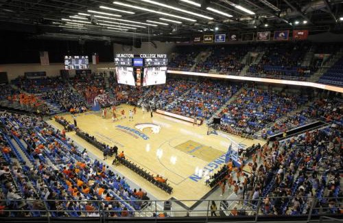 Central Arlington House | Luxury 2BR Getaway Near Stadiums and Texas Live