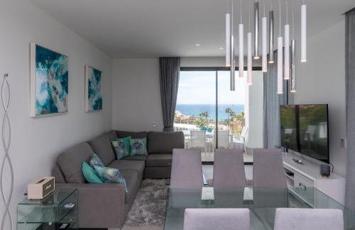 El Faro Apartment | Luxury 2BR Seaviews - Santa Barbara Heights
