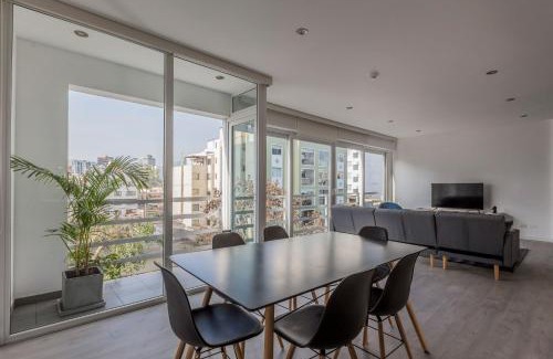 Reducto Apartment | Luxury 2BR with Balcony Near Larcomar