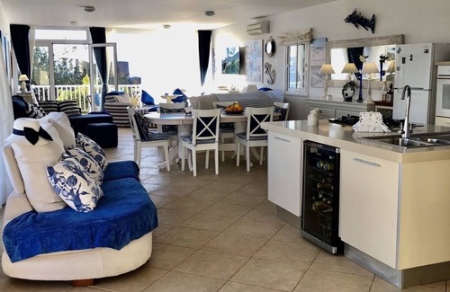 El Cotillo Villa | Luxury 3 bed villa with large pool in Fuerteventura sleeps 6/8 people