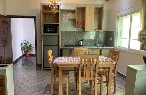 Bni Makada Apartment | Luxury 3-bedroom apartment - near the sea